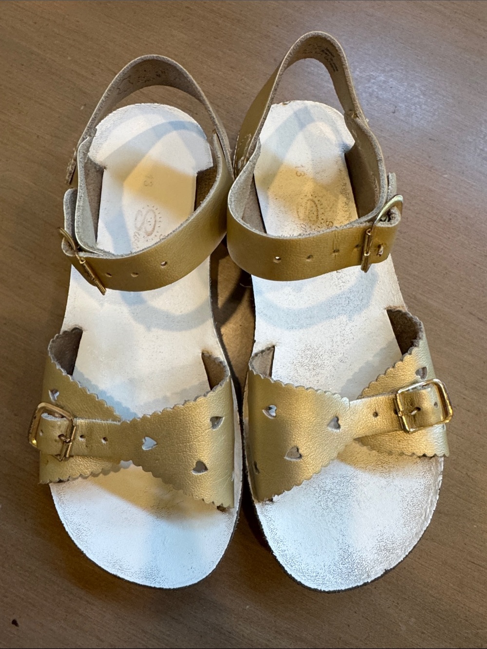 Sun San Kids Metallic Gold Heart Cutout Buckle Sandals